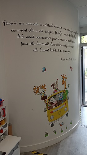 Adhésif sur mesure murale pour décorer à Montigny-Le-Bretonneux